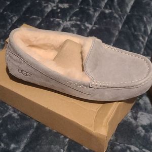 Ugg fur shoes